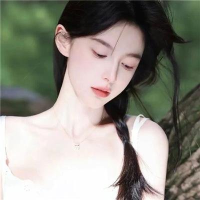 坐推土机的少女